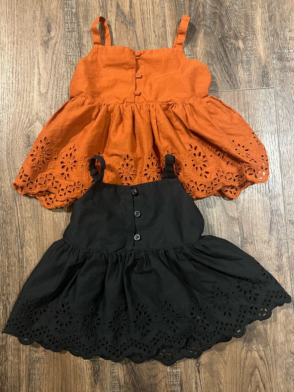 GAP Girls Orange & Black Eyelet Tank Tops (2 Pack)
